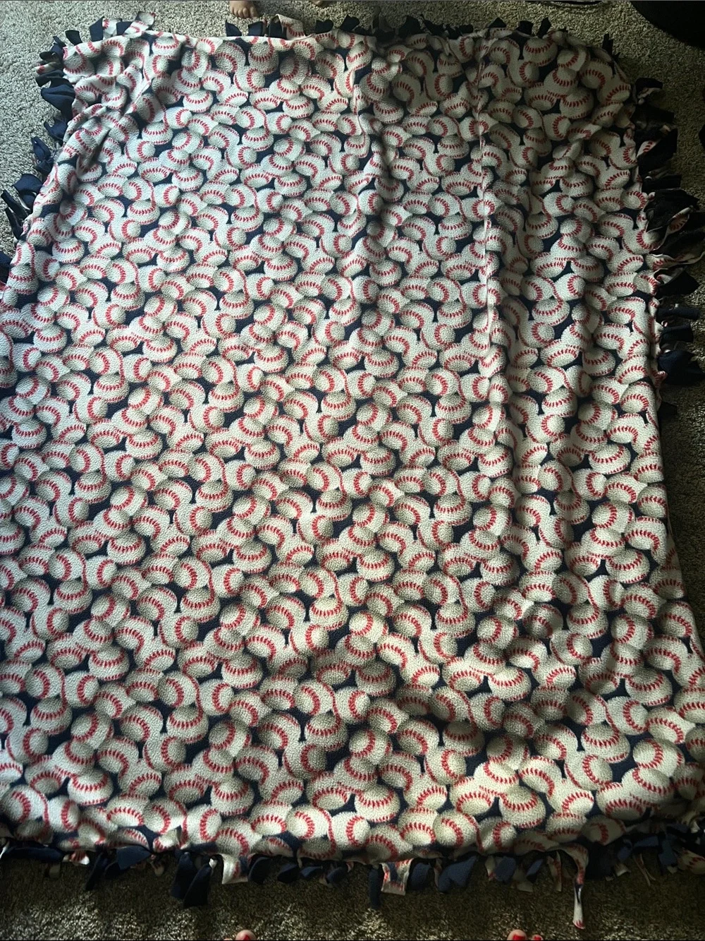Baseball Print Fleece Throw Blanket - White & Red